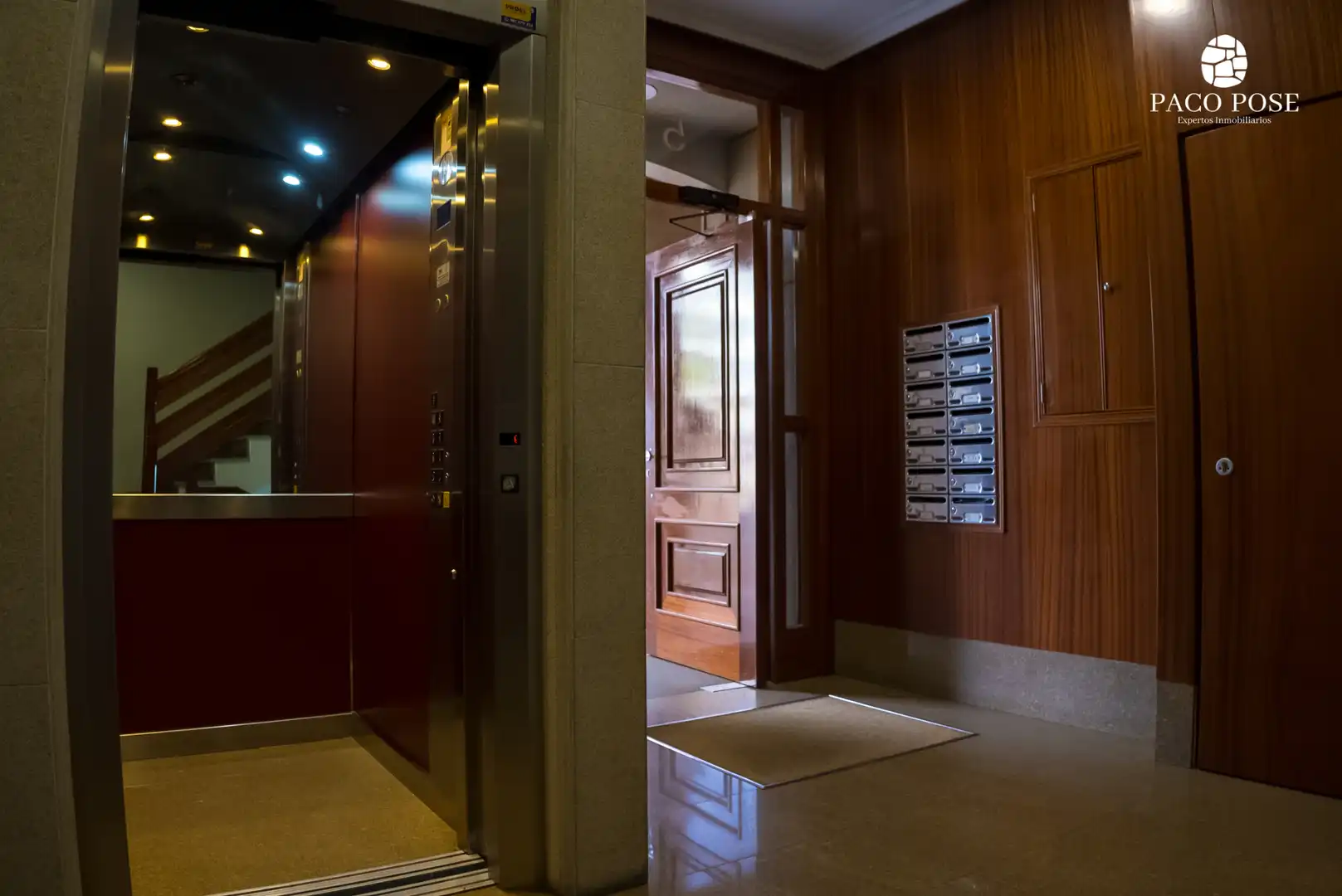 Piso en venta en A Coruña Capital  con Calefacción, Trastero y Amueblado