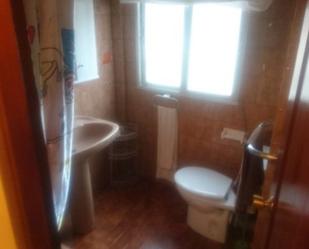 Bathroom of Flat to rent in Santiago de Compostela   with Furnished