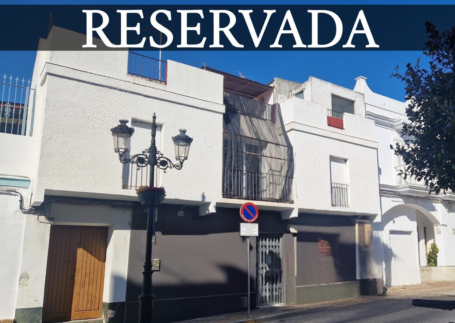 Exterior view of Single-family semi-detached for sale in Chiclana de la Frontera  with Terrace and Storage room