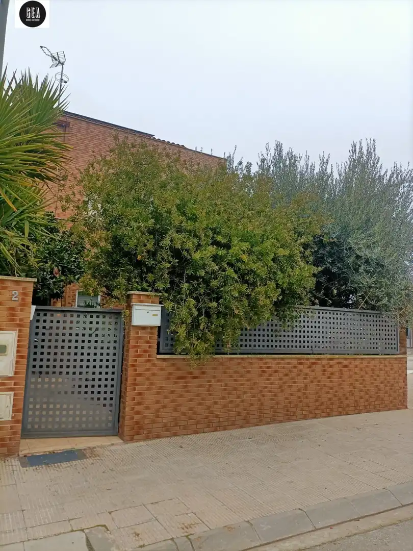 Jardín de Casa o chalet en venta en Vilanova de Segrià con Aire acondicionado, Calefacción y Jardín privado