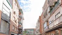 Exterior view of Flat for sale in  Madrid Capital  with Terrace