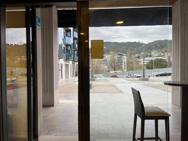 Local comercial en Venta en As Lagoas