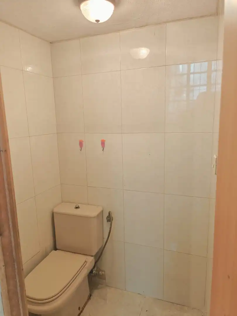 Badezimmer von Geschaftsraum zum Verkauf in Aranjuez