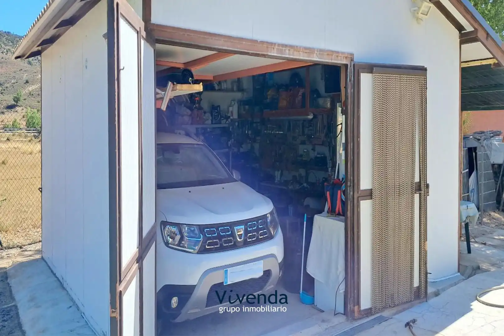 Parking de Finca rústica en venta en Boniches con Jardín privado y Alarma
