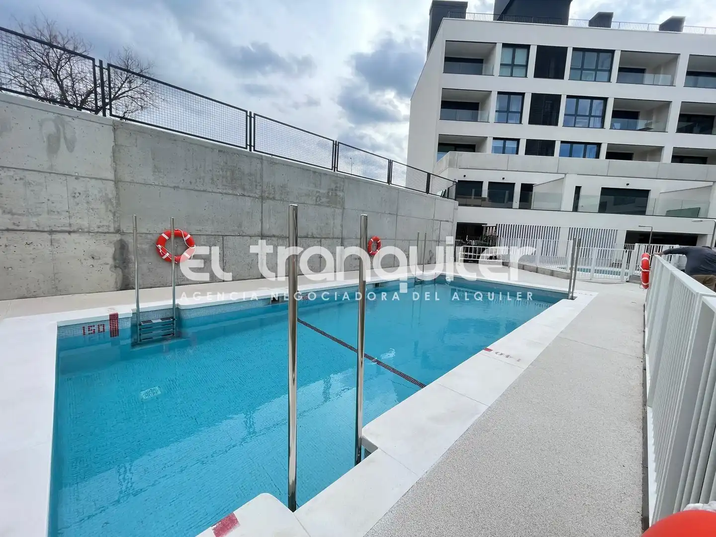 Attic for rent in Ronda de la Plazuela, Casco Antiguo