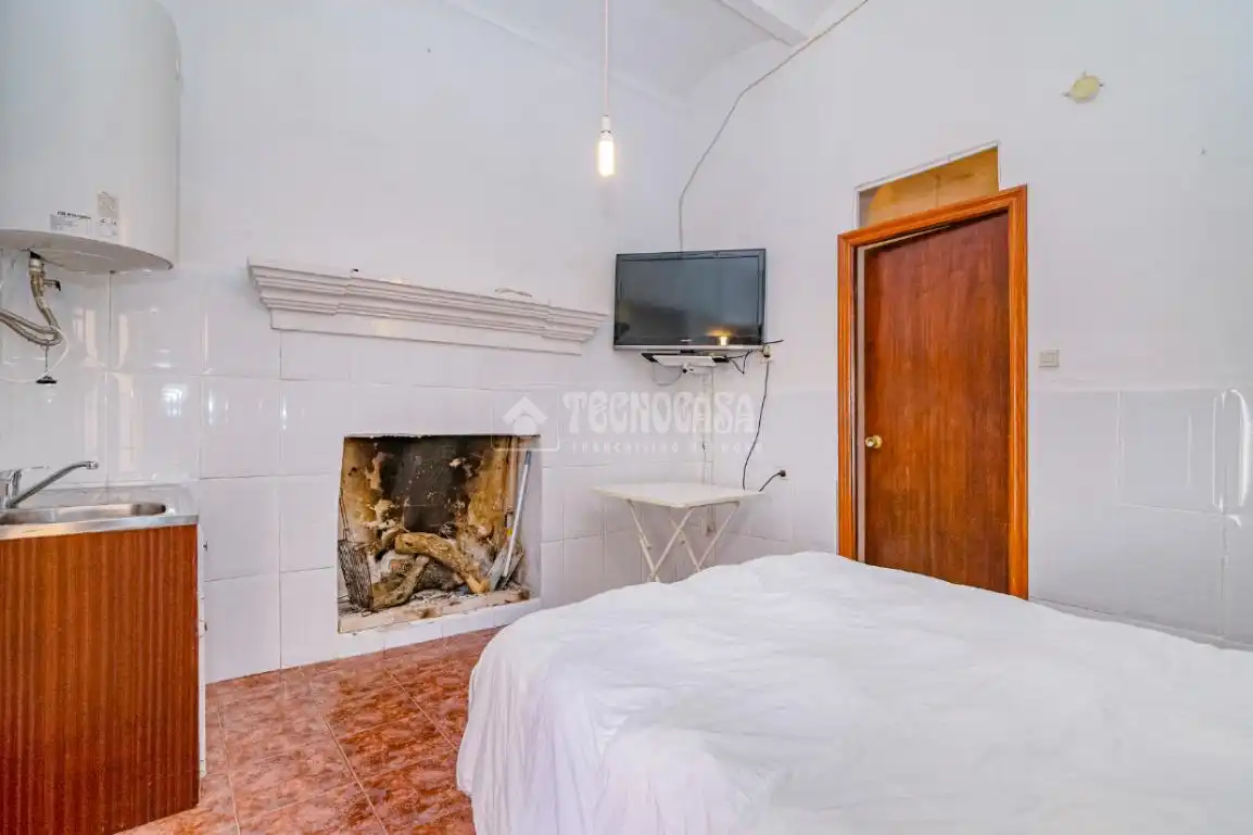 Habitación de Casa adosada en venta en Loja con Aire acondicionado, Calefacción y Jardín privado