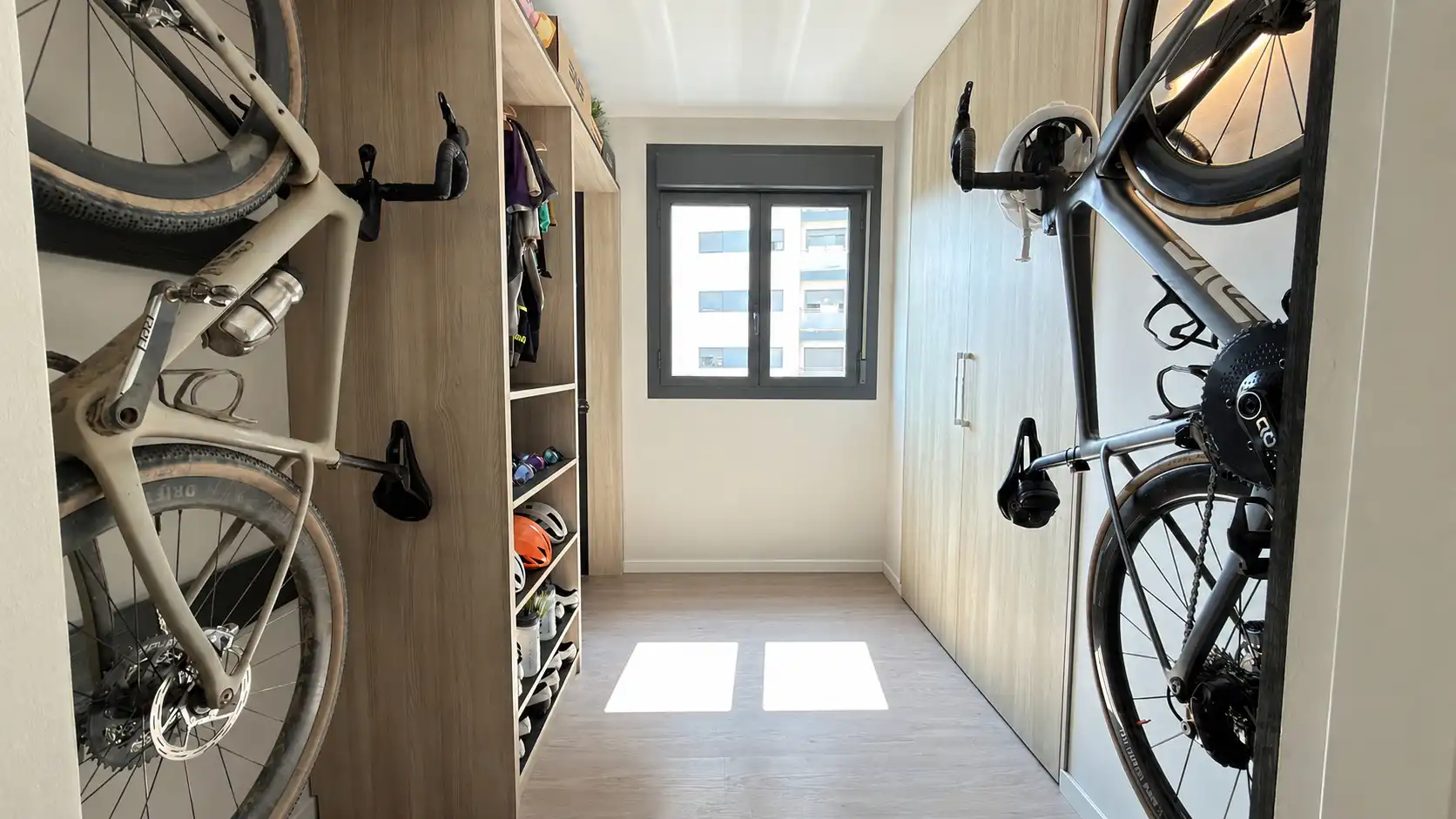 Wohnung zum Verkauf in Badalona mit Klimaanlage, Heizung und Parkett