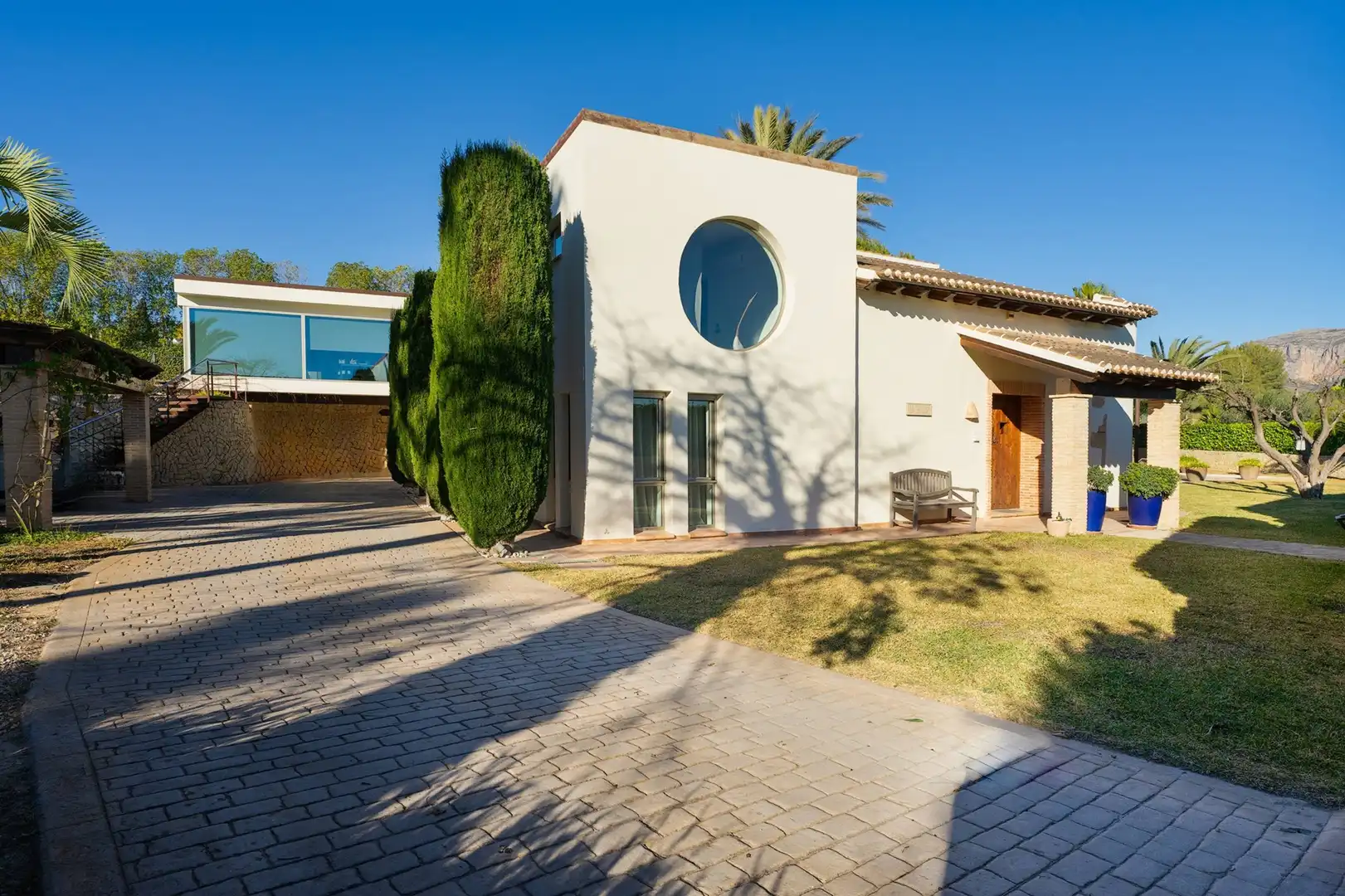 Vista exterior de Casa o xalet en venda en Jávea / Xàbia amb Aire condicionat, Jardí privat i Terrassa