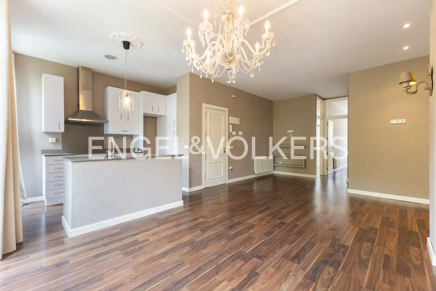 Dining room of Flat for rent in Valencia  with Air Conditioner, Heating and Parquet flooring