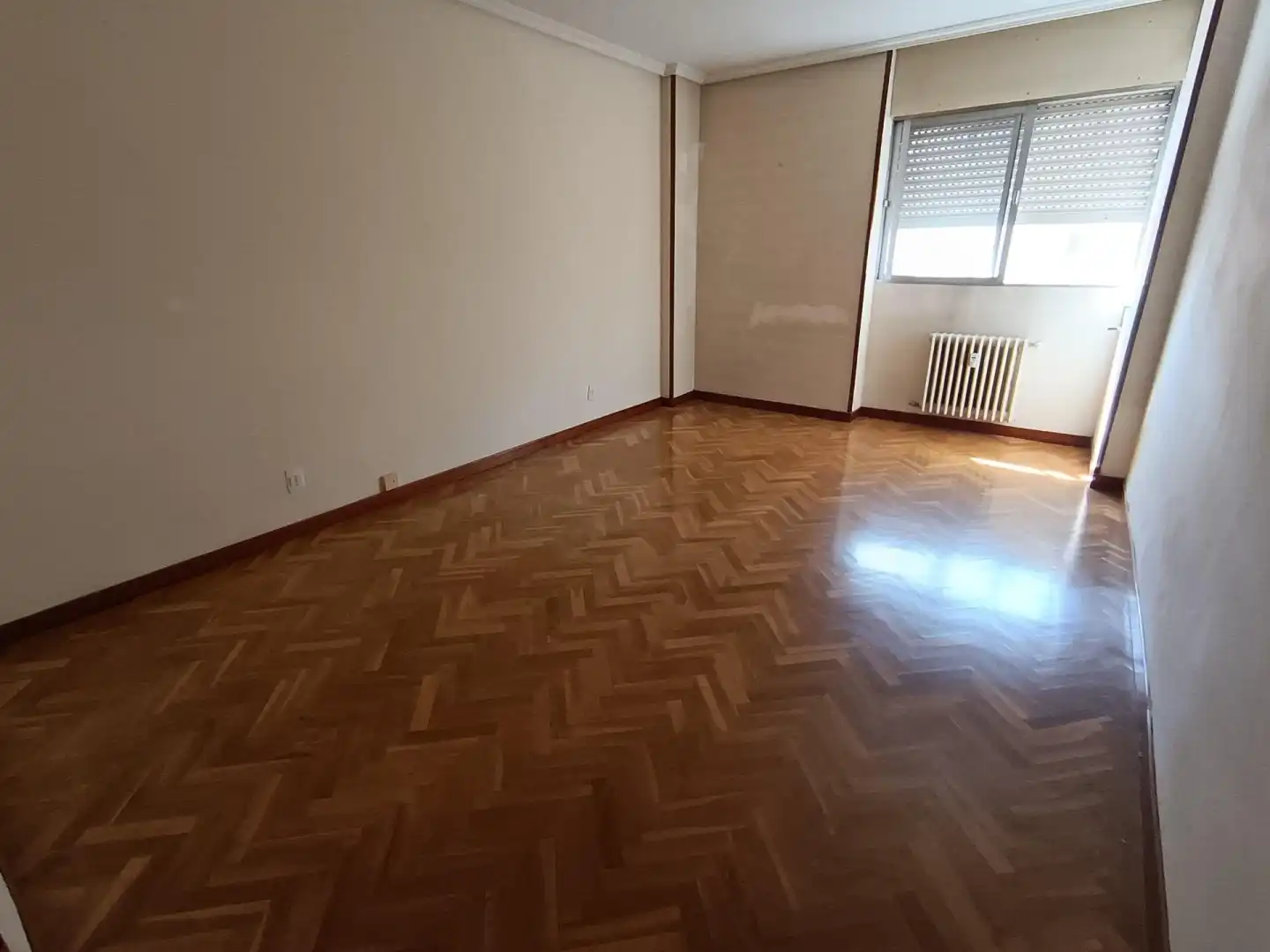 Bedroom of Flat for sale in Valladolid  with Heating, Terrace and Balcony