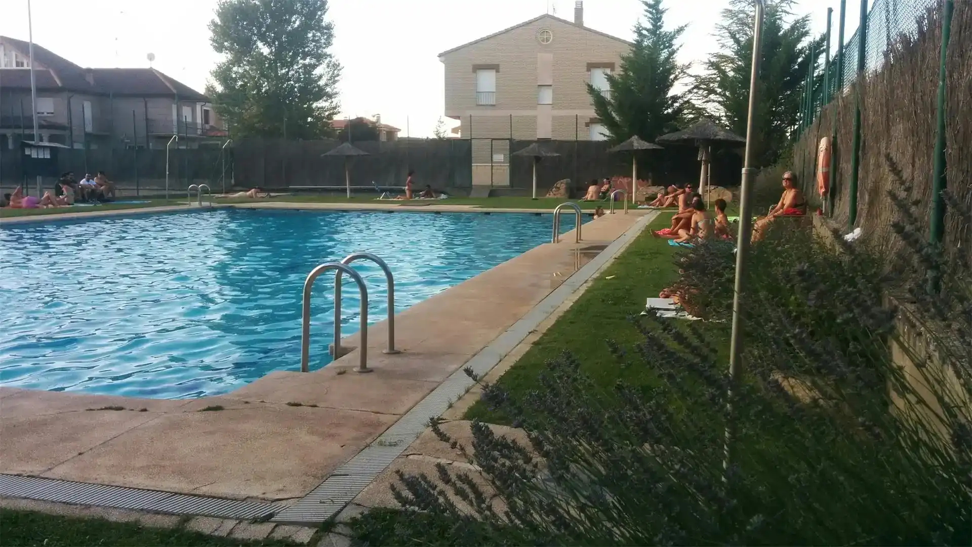 Schwimmbecken von Grundstücke zum Verkauf in Burgo de Osma - Ciudad de Osma