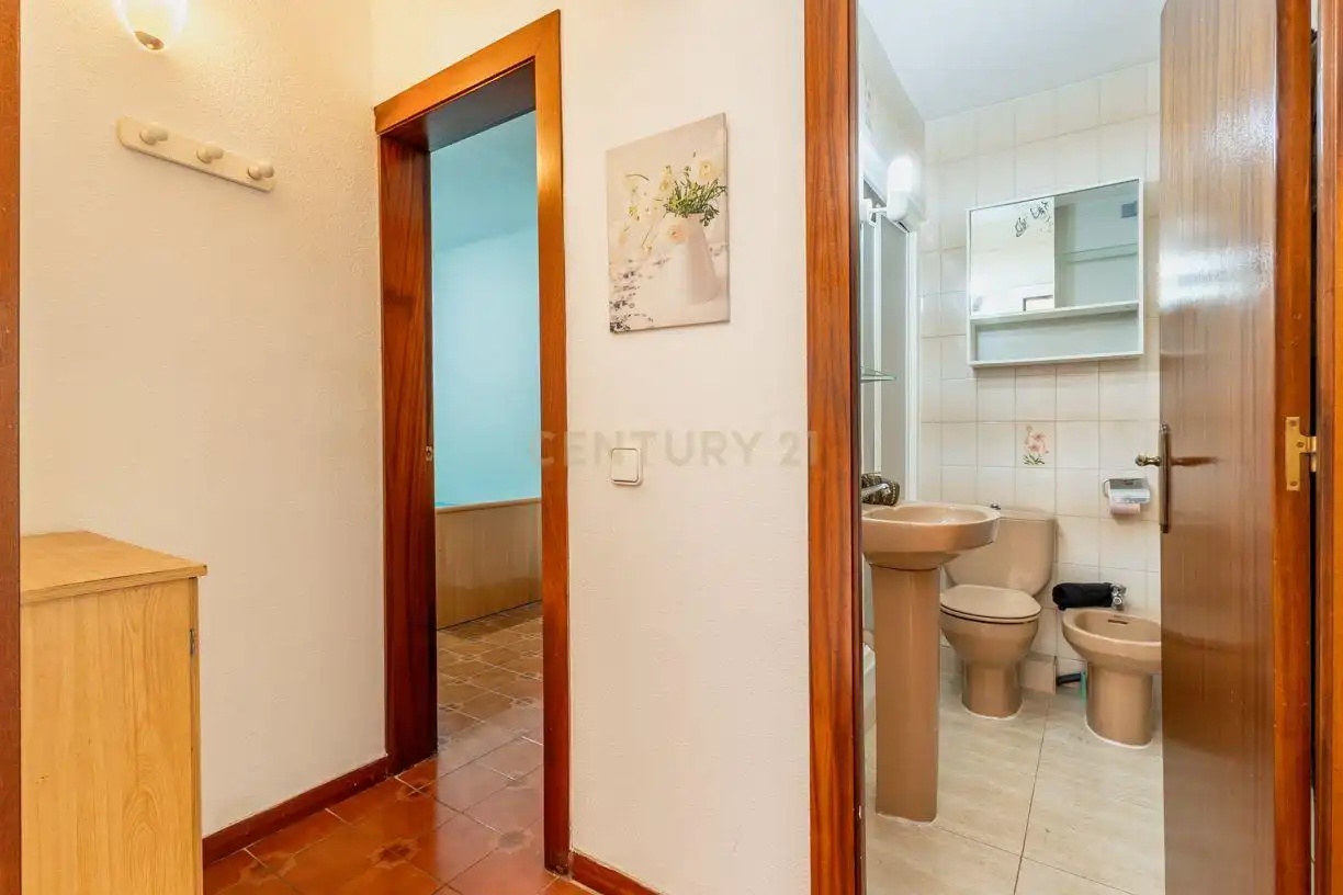 Baño de Piso en venta en Nou Barris