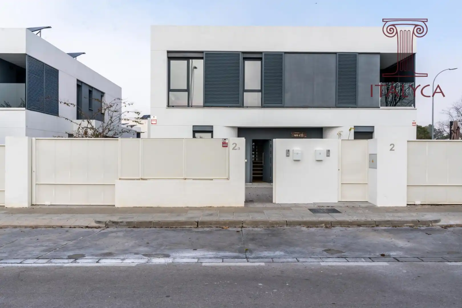 Exterior view of Detached homes for sale in Mairena del Aljarafe  with Heating, Private garden and Terrace
