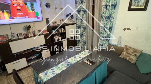 Foto 2 de Casa adosada en venta en Encinas Reales, Córdoba