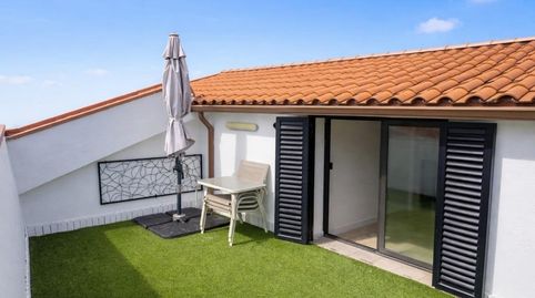 ÁTICO DUPLEX EN VENTA EN CALELLA CON PISCINA Y SOLARIUM