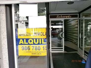 Locale commerciale in affitto a Lalín