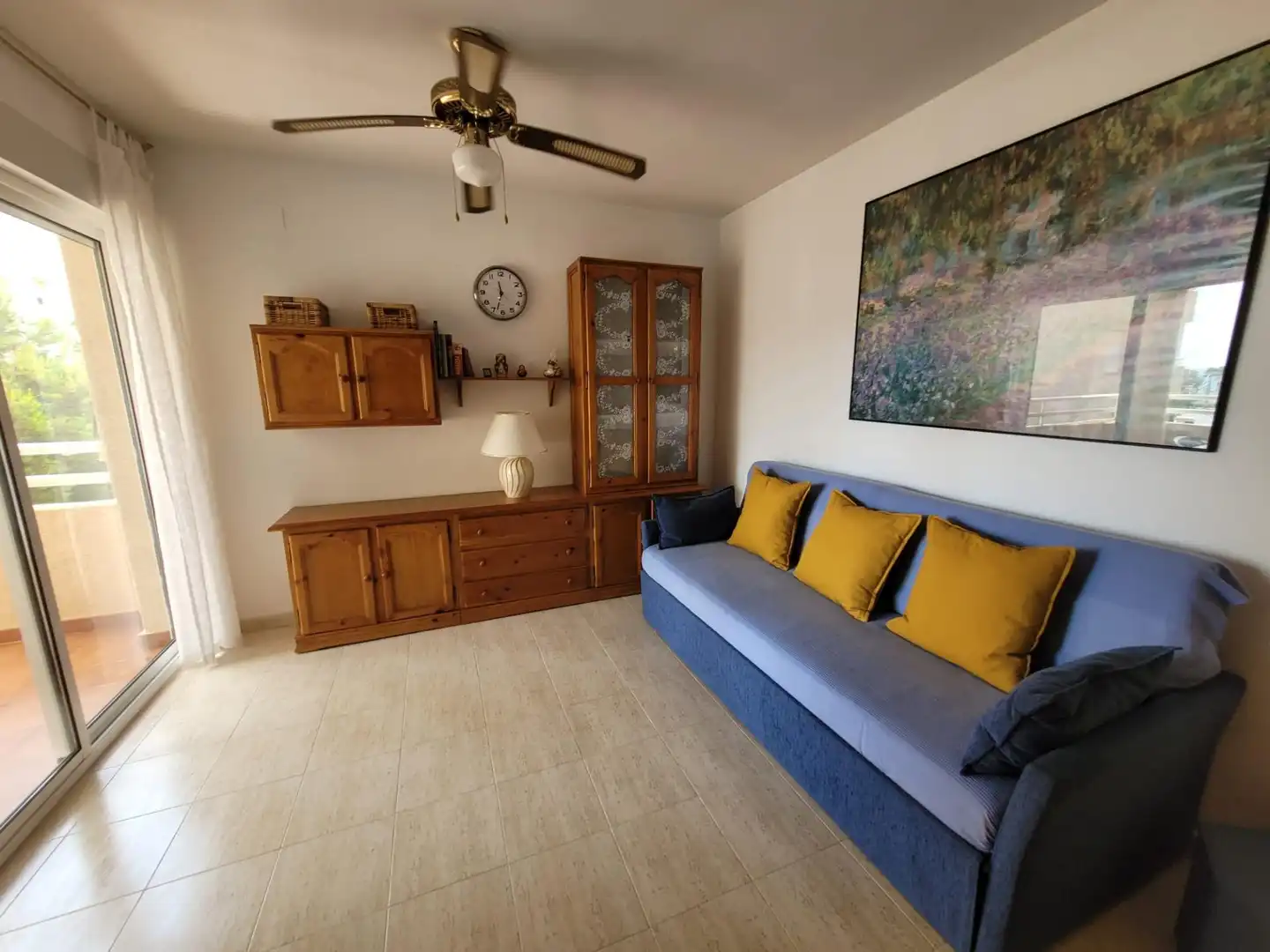 Sala de estar de Apartamento en venta en Alicante / Alacant con Aire acondicionado, Calefacción y Jardín privado