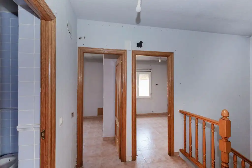 Houses for sale in Calle Miragredos, 3, Otero