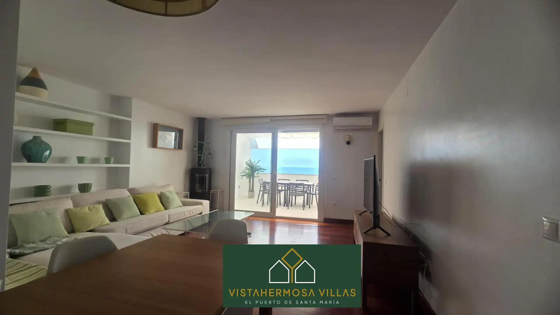 Sala d'estar de Pis en venda en El Puerto de Santa María amb Aire condicionat, Calefacció i Parquet