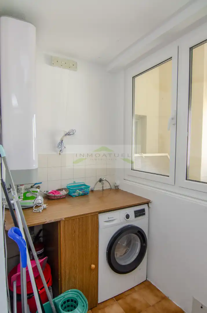 Küche von Wohnung zur Miete in A Coruña Capital  mit Parkett, Möbliert und Ofen
