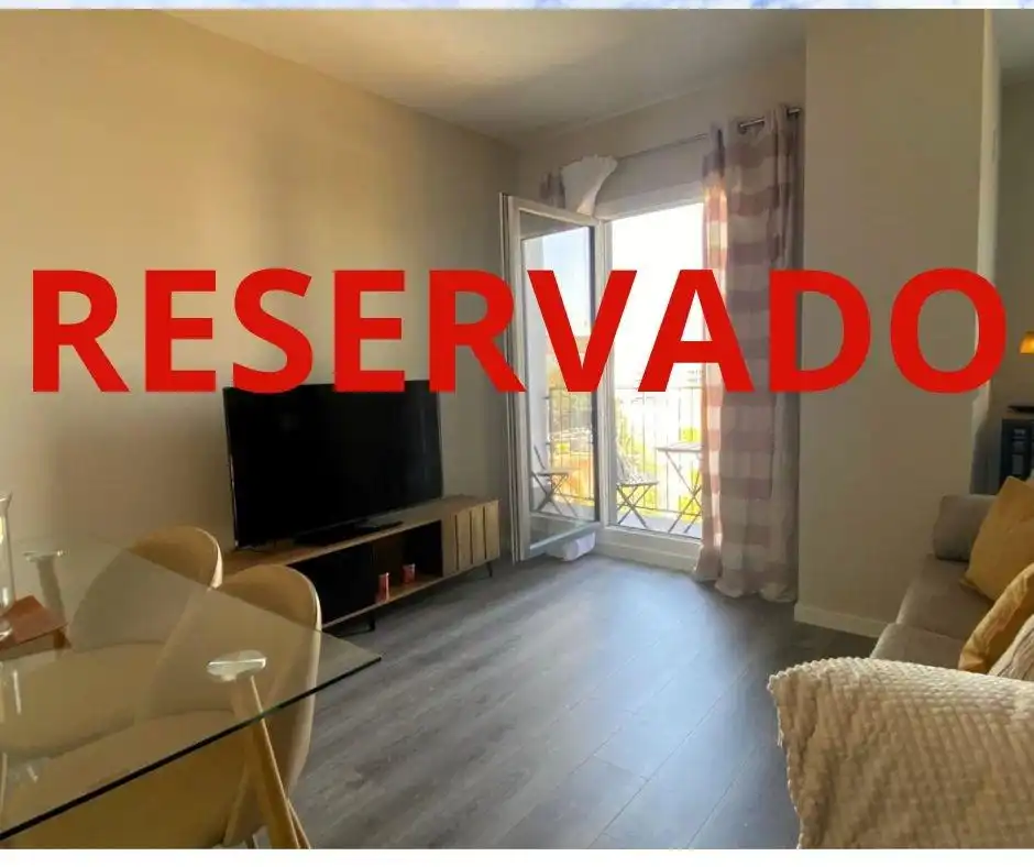 Bedroom of Flat for rent in  Sevilla Capital  with Air Conditioner, Private garden and Terrace