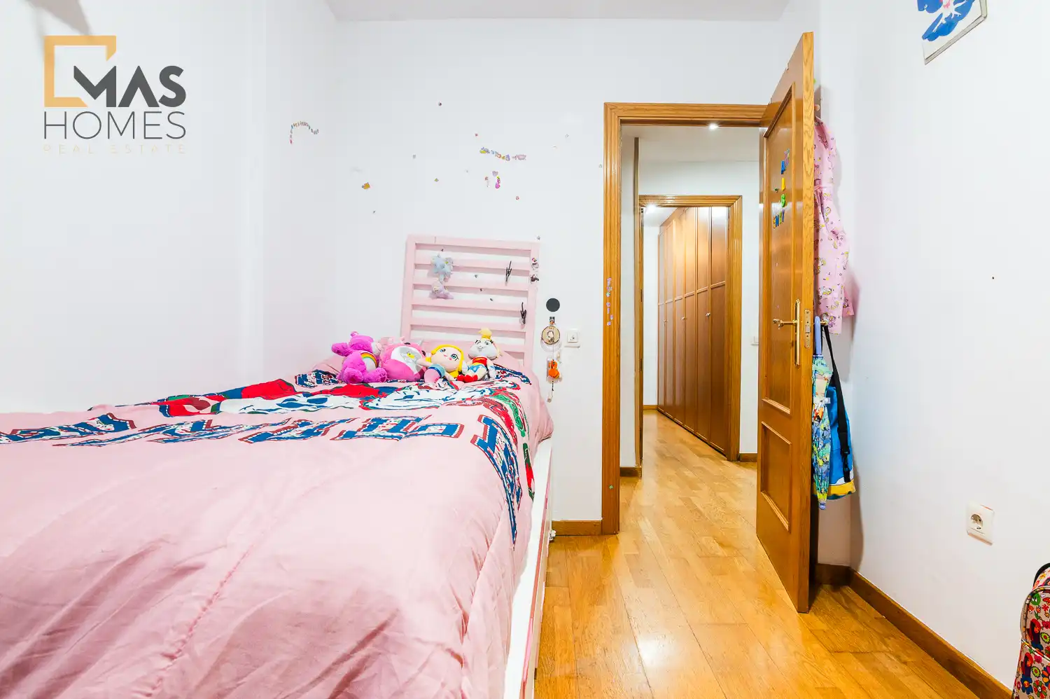 Schlafzimmer von Wohnung zum Verkauf in Terrassa mit Klimaanlage, Heizung und Terrasse