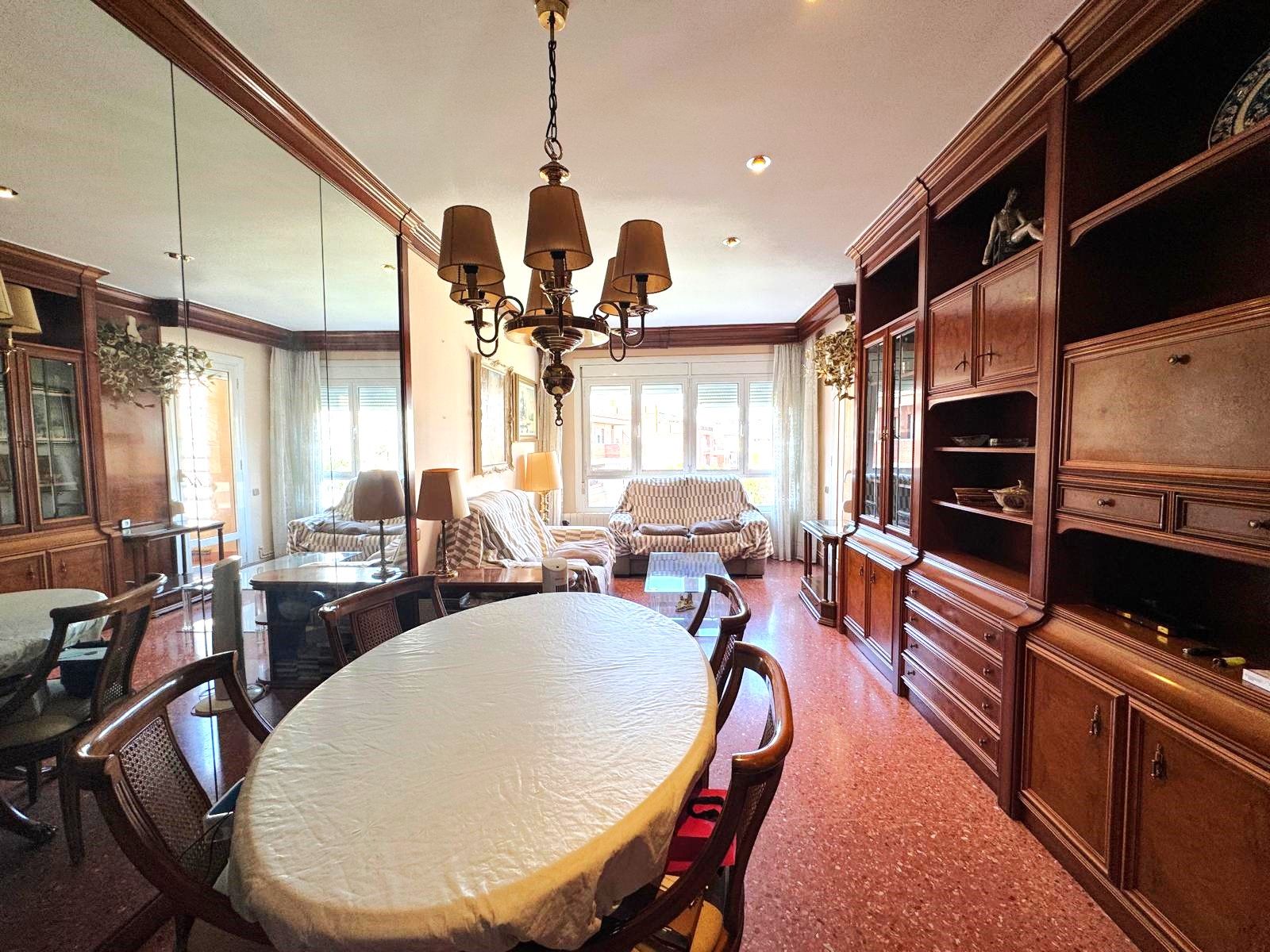 Dining room of Flat for sale in  Barcelona Capital  with Heating and Balcony