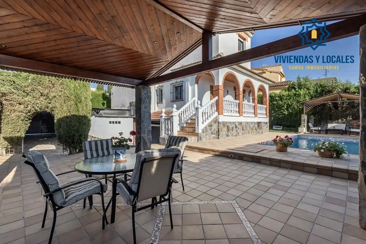 Chalet en venta en Gójar, imagen 2