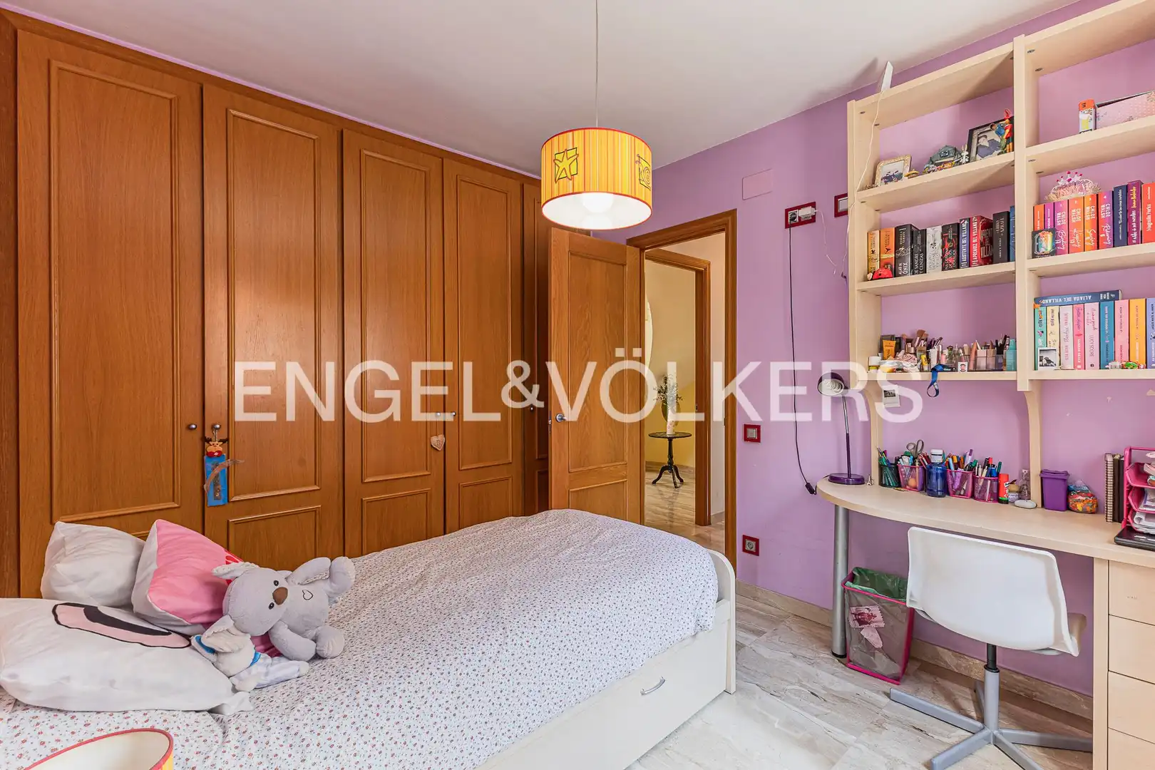 Dormitori de Casa o xalet en venda en Sant Cugat del Vallès amb Aire condicionat, Calefacció i Jardí privat