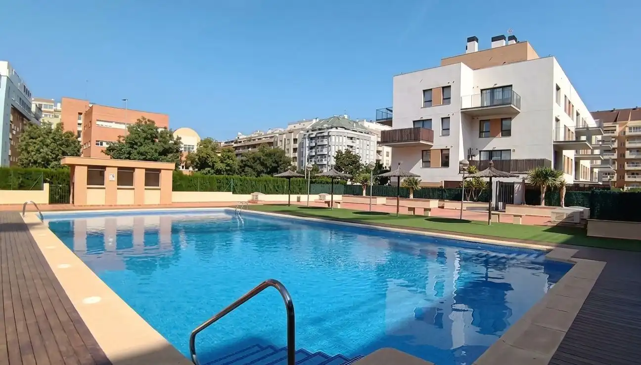 Apartamento con piscina en venta en El Puerto