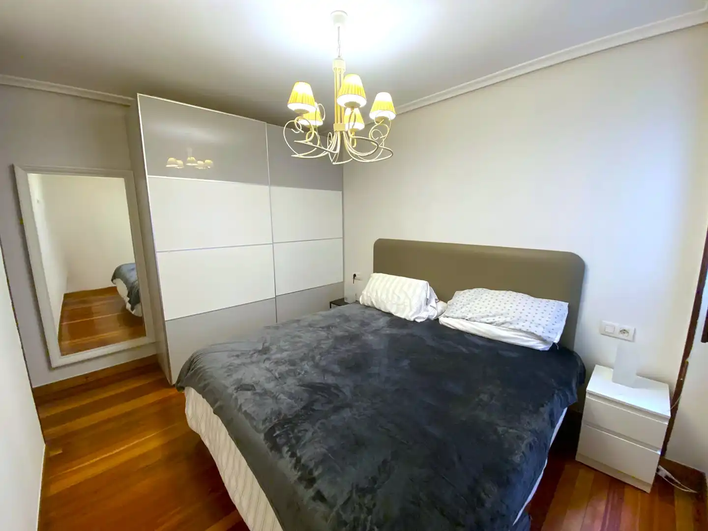 Schlafzimmer von Wohnung zum Verkauf in Castro-Urdiales mit Heizung, Parkett und Terrasse