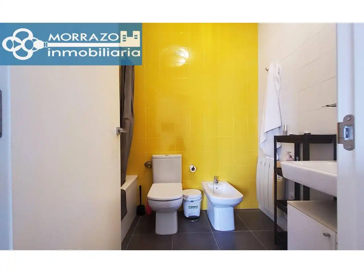 Baño de Dúplex en venta en Bueu con Calefacción, Terraza y Trastero