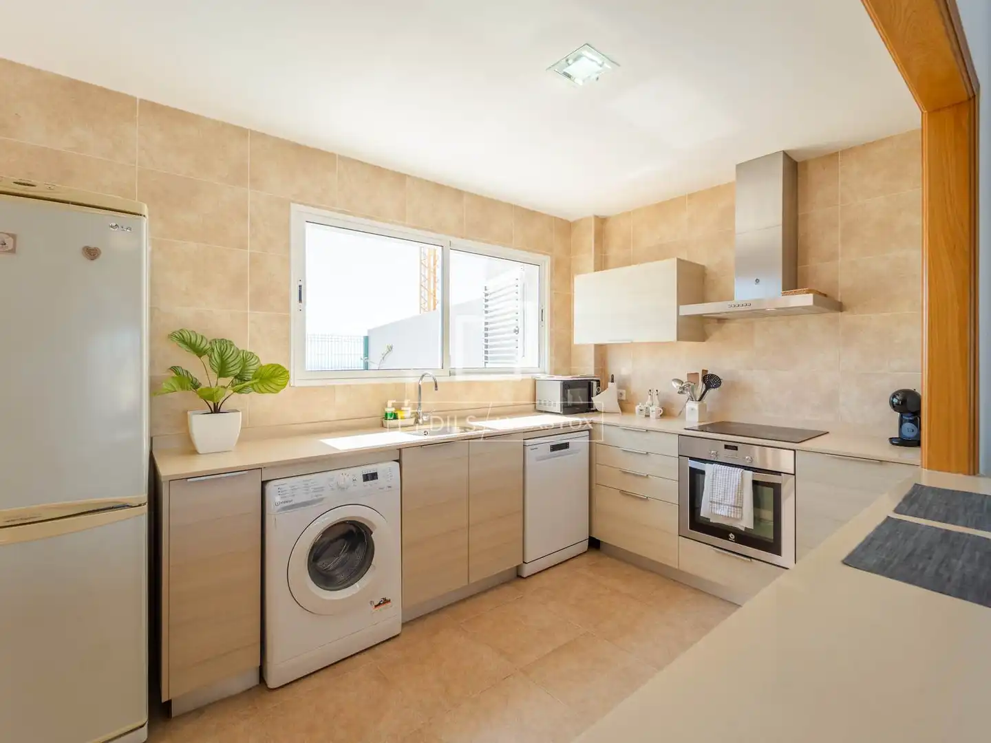 Kitchen of Houses for sale in Cullera  with Air Conditioner, Heating and Terrace