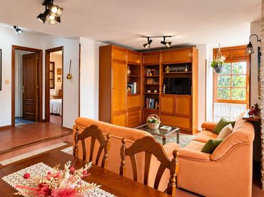 Apartament amb balcó en venda a CAMPA (LA) 14