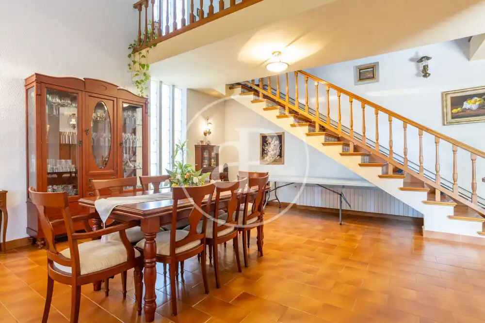 Comedor de Casa o chalet en venta en Paterna con Aire acondicionado, Calefacción y Jardín privado