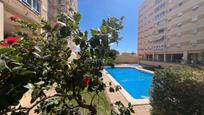 Piscina de Pis en venda en Alicante / Alacant amb Balcó i Piscina comunitària