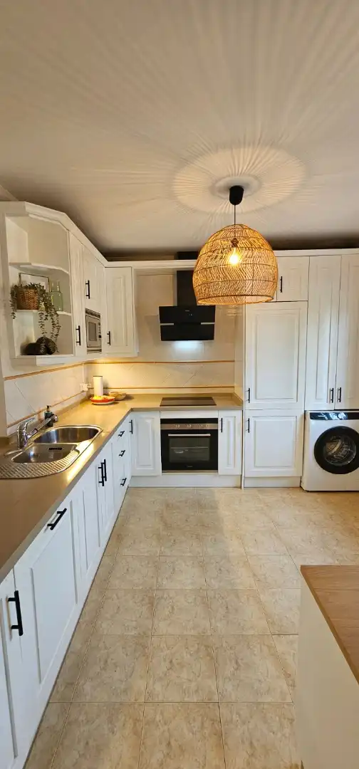 Cocina de Casa adosada de alquiler en Alhaurín de la Torre con Aire acondicionado, Jardín privado y Terraza