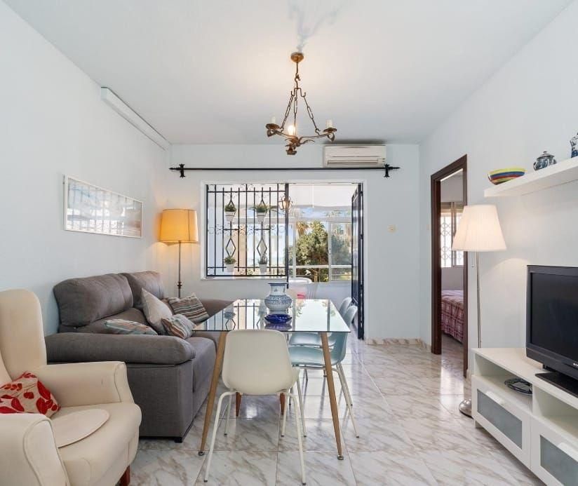 Living room of Apartment for sale in Motril  with Air Conditioner