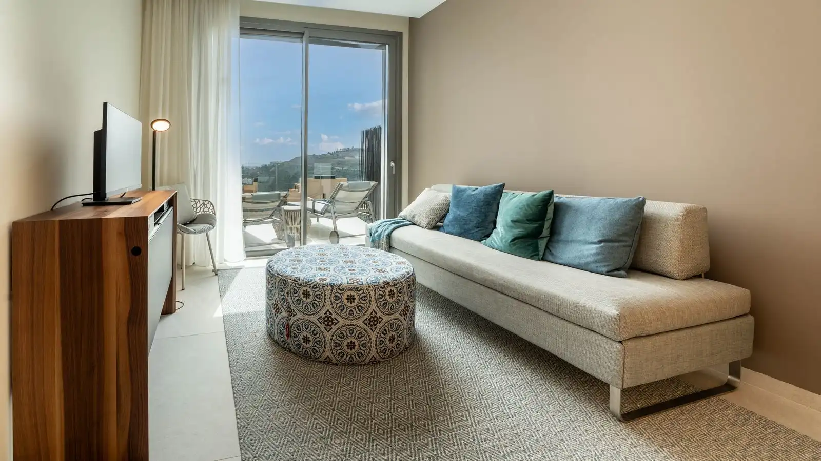 Wohnzimmer von Wohnung zum Verkauf in Benahavís mit Terrasse, Abstellraum und Möbliert
