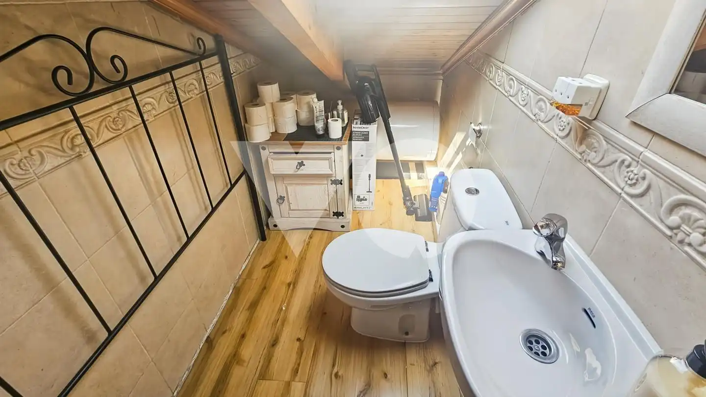 Bathroom of Houses for sale in Madrid  with Air Conditioner, Heating and Furnished