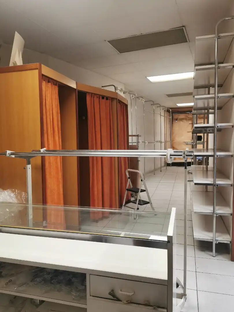 Geschaftsraum zur Miete in Manresa mit Alarm