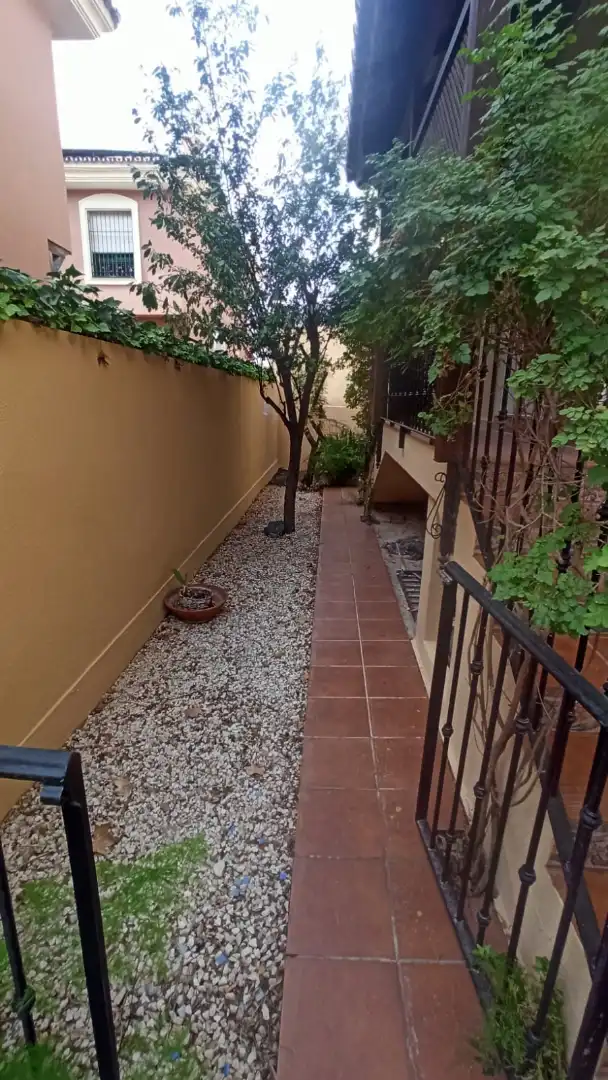 Detached homes for rent in Capellanía - Retamar