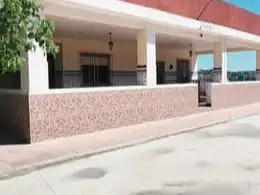 Villa mit Garten zum Verkauf in Avenida Orihuela 99