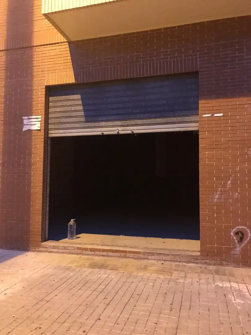 Local commercial à louer à Sueca ciudad