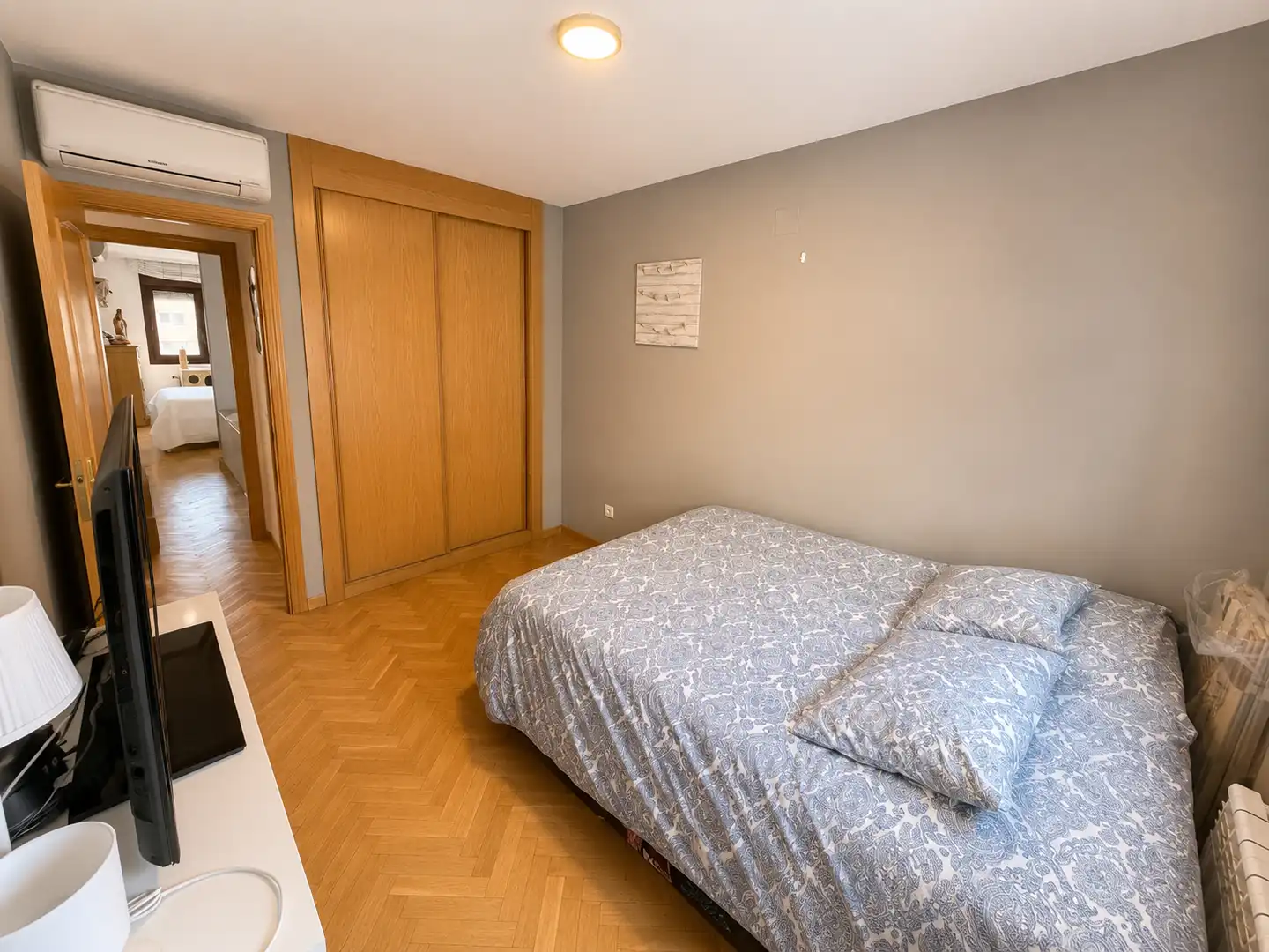 Bedroom of Flat for sale in Alcorcón  with Air Conditioner, Heating and Parquet flooring