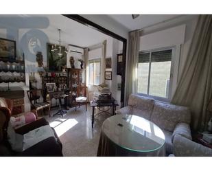 Living room of Flat for sale in  Granada Capital  with Air Conditioner, Heating and Balcony