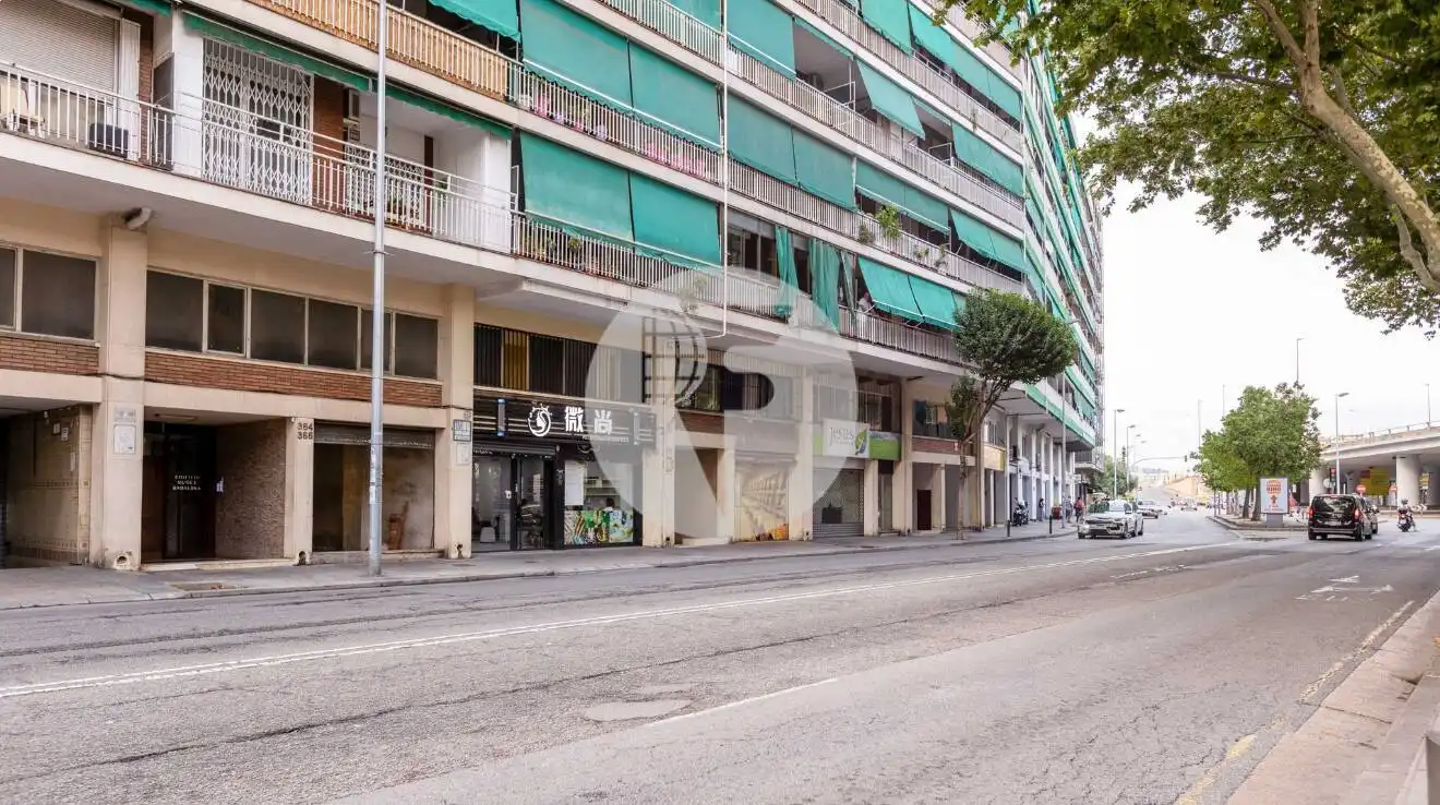 Local comercial de lloguer a Artigues - Llefià, imagen 10