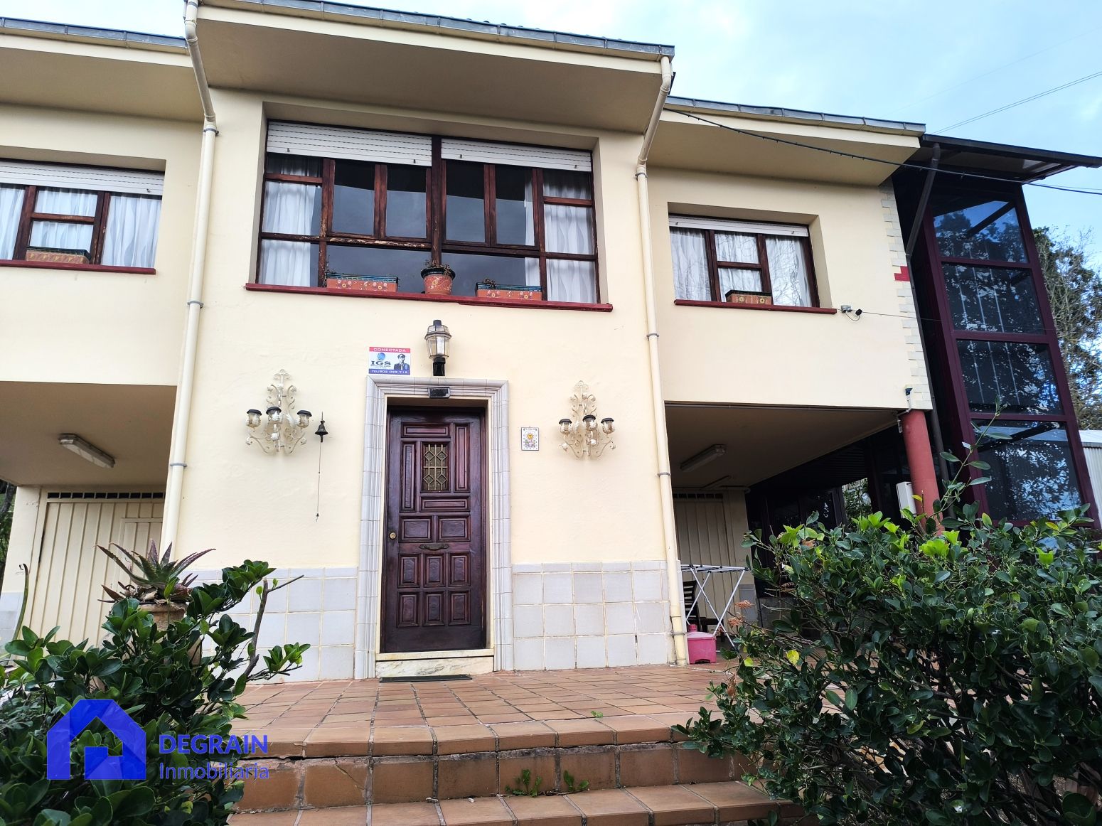 Exterior view of House or chalet for sale in Gijón   with Heating, Terrace and Storage room