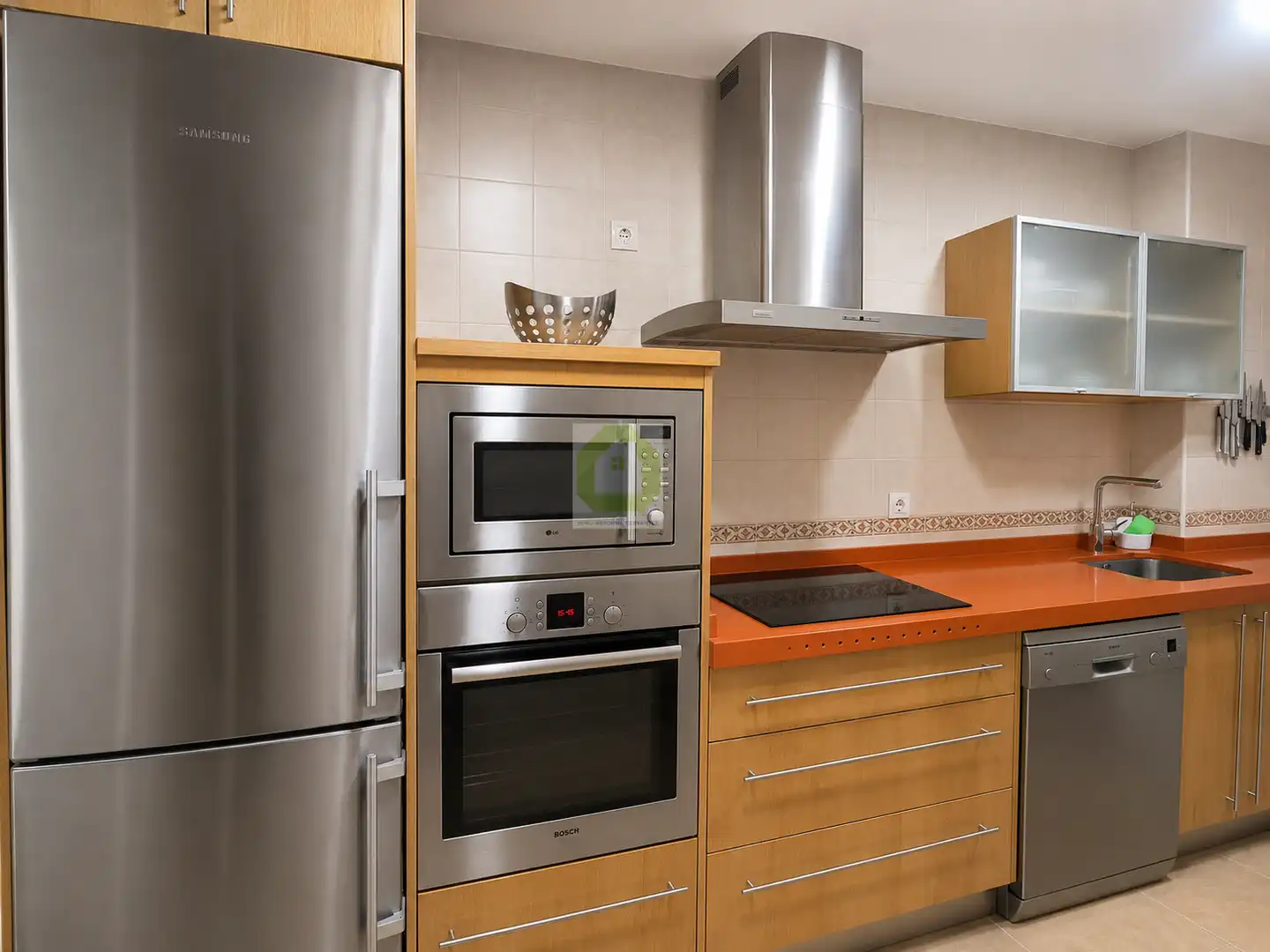Küche von Wohnung zur Miete in La Zubia mit Klimaanlage, Heizung und Möbliert