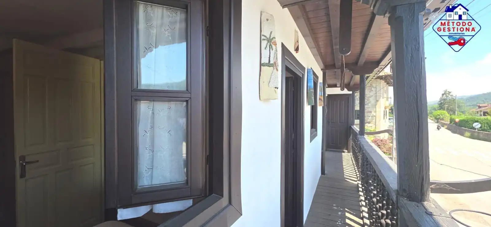 Terrassa de Casa o xalet en venda en Cabuérniga amb Balcó